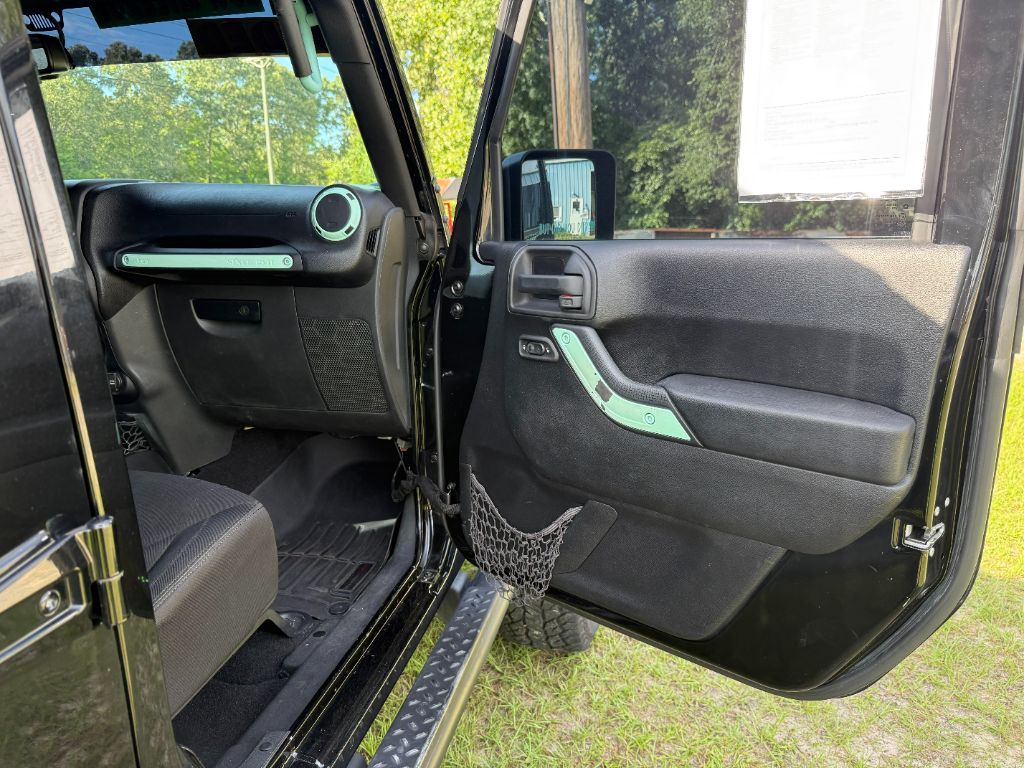 2016 Jeep Wrangler Unlimited Sport S - Photo 10