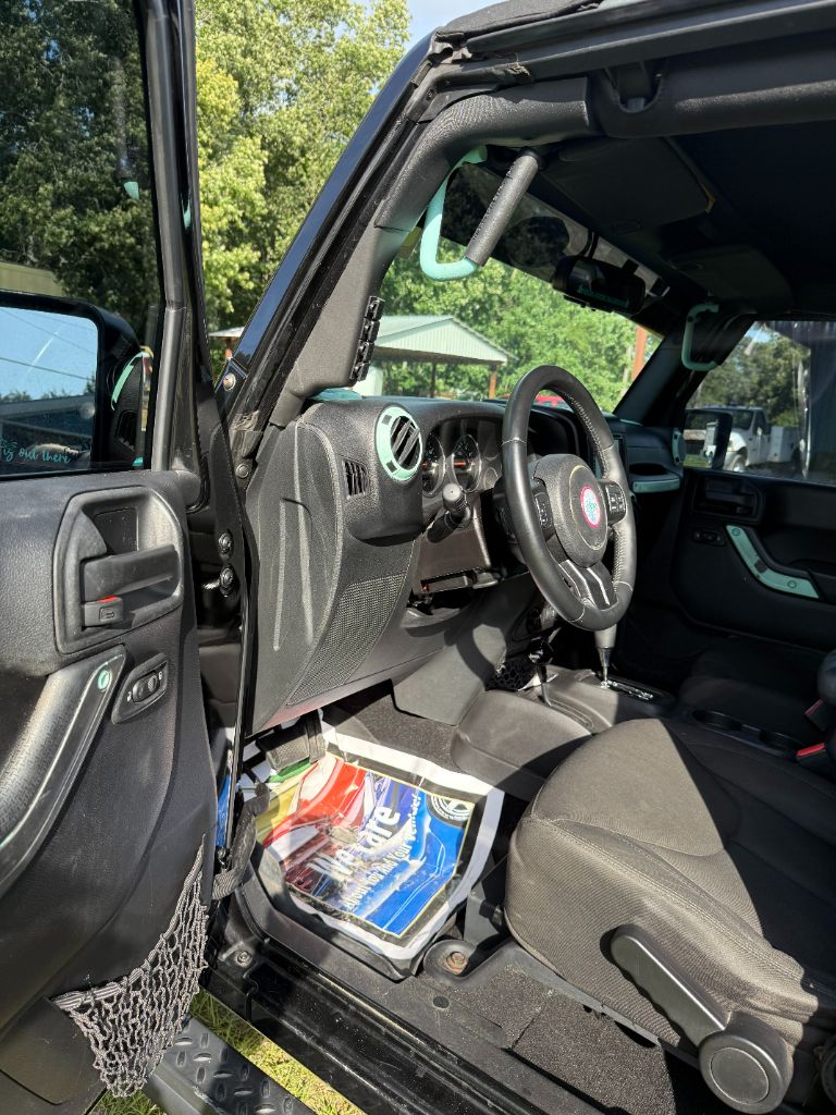 2016 Jeep Wrangler Unlimited Sport S - Photo 11